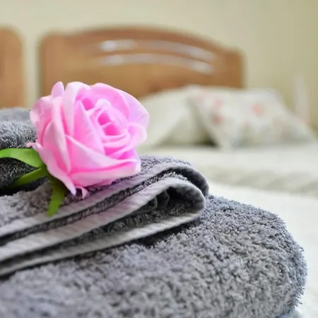 בית נופש Heated Jacuzzi & Luxury Garden Retreat
