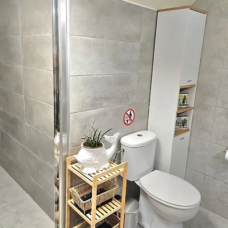 בית נופש Heated Jacuzzi & Luxury Garden Retreat